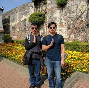 Meet your Posher, Dennis